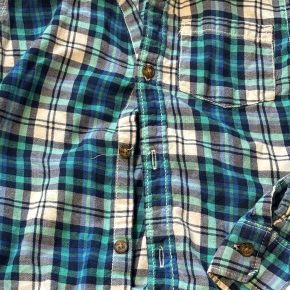 Carter's Blue Plaid Button Down w/ Chase stitched back- size 4t - Picture 5 of 6